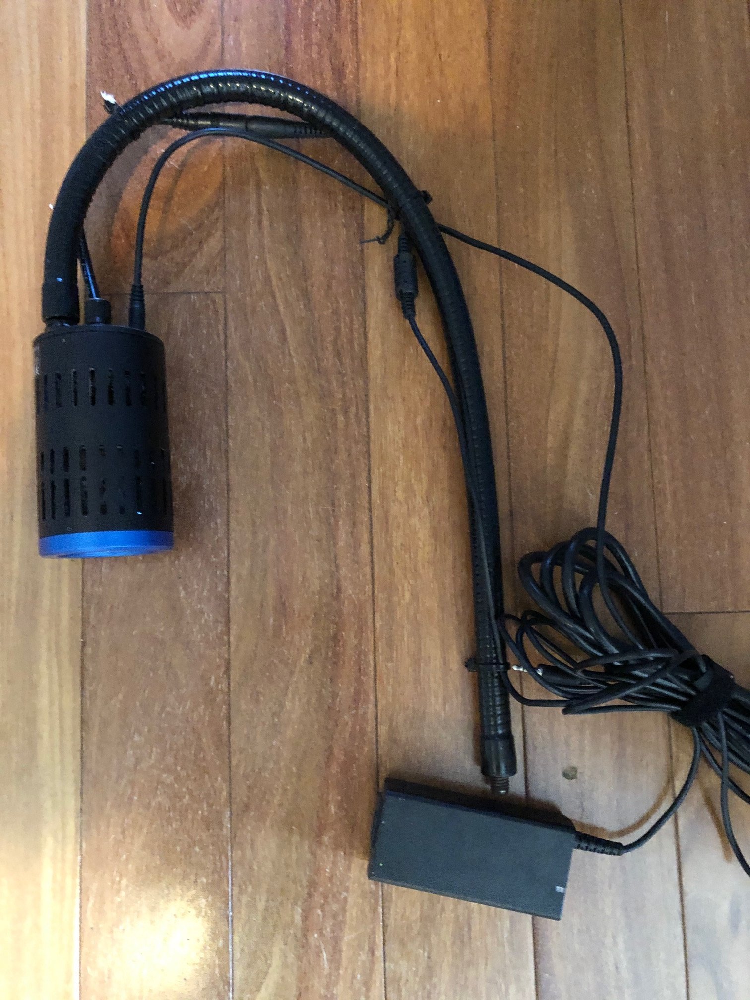 Kessil A160WE with Gooseneck.jpg Kessil A160WE with Gooseneck.jpg