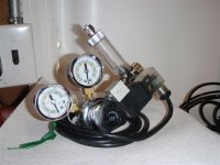 CO2 Regulator.jpg