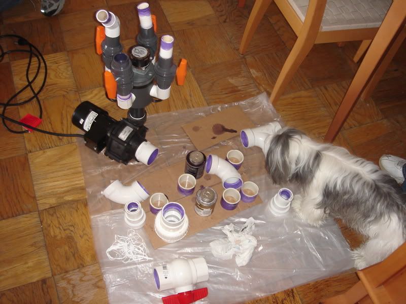 2008_0316london-tank_plumbing0035.jpg