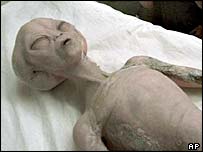_38844935_roswell_alien_203ap.jpg