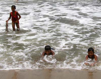xsea%20surfers%202.jpg